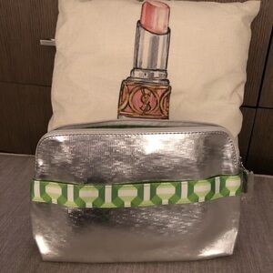 NWOT CLiNiQUE Large Make-up/Essentials bag💄👝